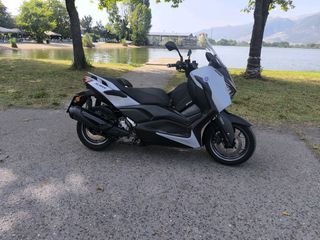 Yamaha XMAX 300 Tech Max+ EU5+ 2025 Tech Max plus