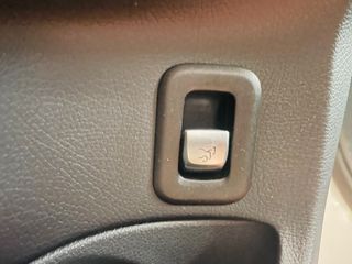 Mercedes-Benz C 180 2017 C180 6G-TRONIC AVANTGARDE-thumb-26