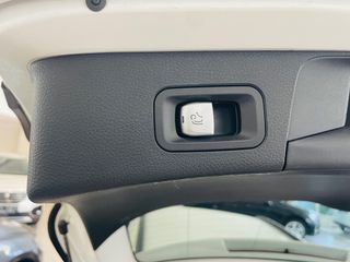 Mercedes-Benz C 180 2017 C180 6G-TRONIC AVANTGARDE-thumb-35