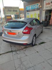 Ford Focus 2012-thumb-4
