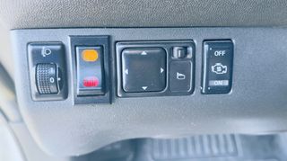 Nissan Navara 2006-thumb-15