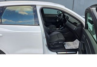 Audi Q3 2022 45TFSI e S tronic 3 x S line Virtual k- less-thumb-6