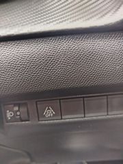 Peugeot 208 2022 1.5 BLueHDi 100 s&s Active-thumb-9