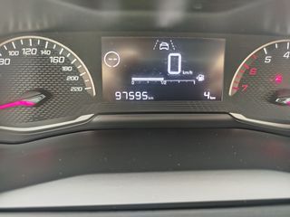 Peugeot 208 2022 1.5 BLueHDi 100 s&s Active-thumb-10
