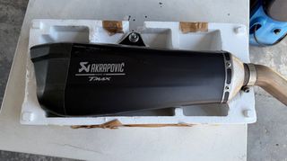 ΟΛΟΣΩΜΗ AKRAPOVIC ΜΕ ΣΙΓΑΣΤΗΡΕΣ [ ΓΝΗΣΙΑ ]-thumb-1