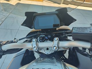 Yamaha MT-10 SP 2019-thumb-10