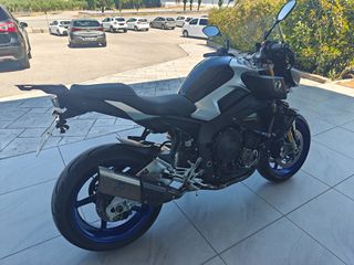 Yamaha MT-10 SP 2019-thumb-11