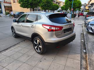 Nissan Qashqai 2016 1.5 dCi N-Connecta 4x2!!Panorama !!360!!-thumb-2