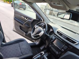 Nissan Qashqai 2016 1.5 dCi N-Connecta 4x2!!Panorama !!360!!-thumb-15