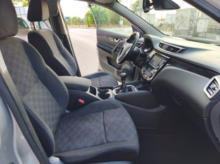 Nissan Qashqai 2016 1.5 dCi N-Connecta 4x2!!Panorama !!360!!-thumb-14