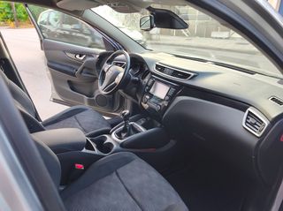 Nissan Qashqai 2016 1.5 dCi N-Connecta 4x2!!Panorama !!360!!-thumb-13