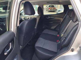 Nissan Qashqai 2016 1.5 dCi N-Connecta 4x2!!Panorama !!360!!-thumb-10