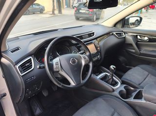Nissan Qashqai 2016 1.5 dCi N-Connecta 4x2!!Panorama !!360!!-thumb-9