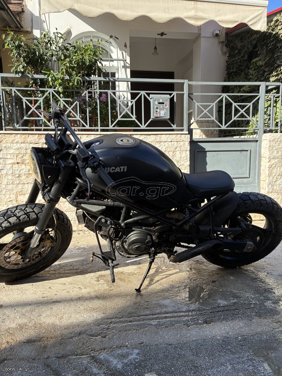Ducati Monster 2000 scrambler