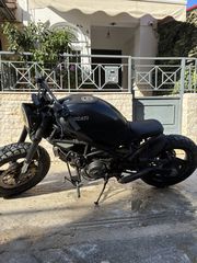 Ducati Monster 2000 scrambler