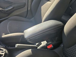 Peugeot 208 2019 ΕΛΛΗΝΙΚΟ 1.2 PURETECH 85HP ALLURE-thumb-36