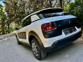 Citroen C4 Cactus 2016 BLUE HDI 100 STOP&START-thumb-50