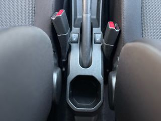Suzuki Ignis 2018 midle hybrid-thumb-44