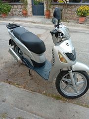 Honda SH 125 2004-thumb-1