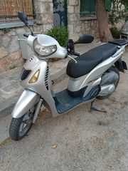 Honda SH 125 2004-thumb-3