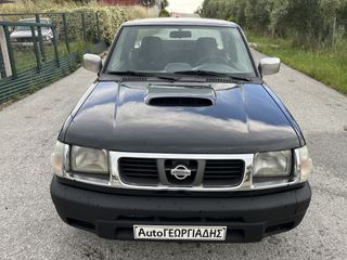 Nissan Navara 2001-thumb-1