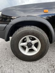Nissan Navara 2001-thumb-6