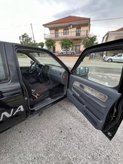 Nissan Navara 2001-thumb-10