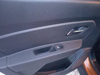 Dacia Duster 2018 PRESTIGE 4X4-thumb-24