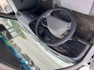 Toyota Hilux 1997-thumb-12