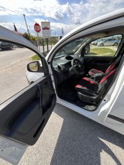 Renault Kangoo 2017-thumb-13