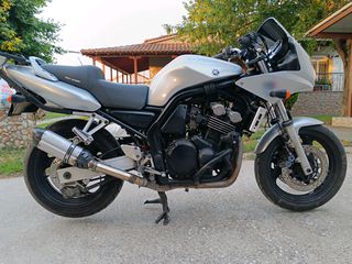 Yamaha FZS 600 Fazer 2003