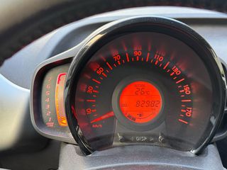 Toyota Aygo 2017-thumb-9