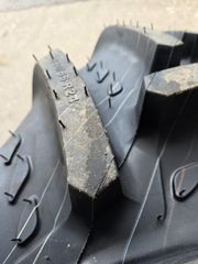 320/85R24 (12.4R24) KLEBER TRAKER 122A8/119B TEM-thumb-4