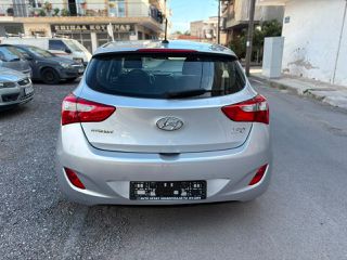 Hyundai i 30 2016-thumb-1