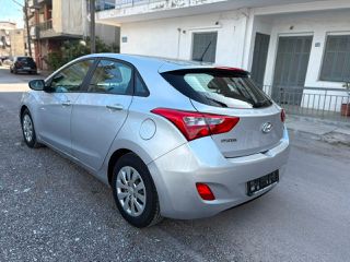 Hyundai i 30 2016-thumb-8