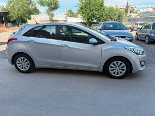 Hyundai i 30 2016-thumb-11