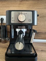 Εσπρεσσο Μηχανη Delonghi EC260.B Stilosa