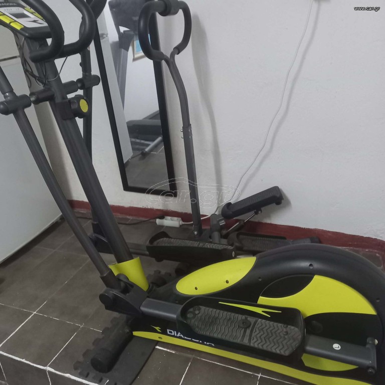 Ελλειπτικό Diadora κορυφαίο