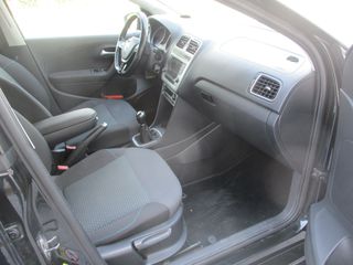 Volkswagen Polo 2014 1.4 TDI BLUEMOTION-thumb-8