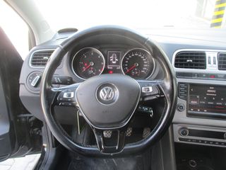 Volkswagen Polo 2014 1.4 TDI BLUEMOTION-thumb-18