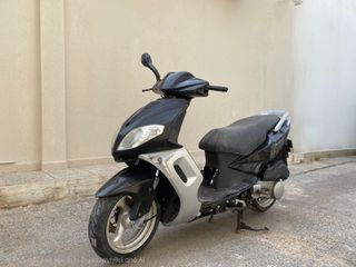 Peugeot Sumup 125 2010
