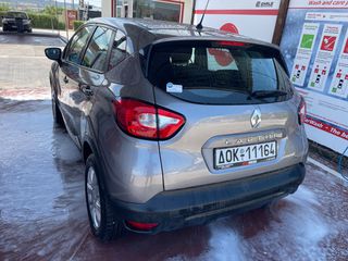 Renault Captur 2016-thumb-3