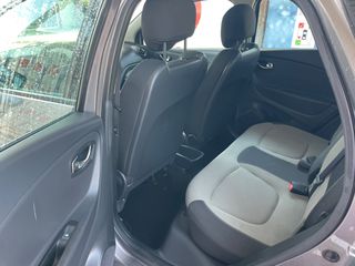 Renault Captur 2016-thumb-6