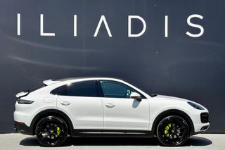 Porsche Cayenne 2020 COUPE E-Hybrid GTS Lightweight