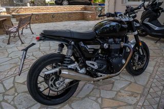 Triumph Speed Twin 2024 1200-thumb-3