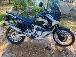Honda Africa Twin XRV 750 2002