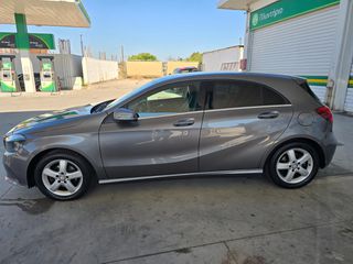 Mercedes-Benz A 160 2018-thumb-1