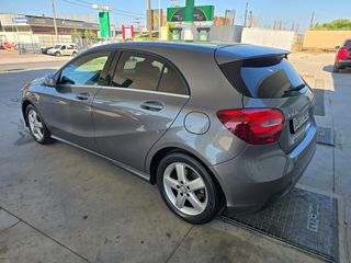Mercedes-Benz A 160 2018-thumb-2