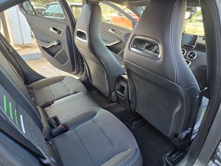 Mercedes-Benz A 160 2018-thumb-12