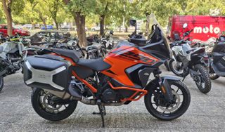 KTM 1290 Super Adventure 2023-thumb-1